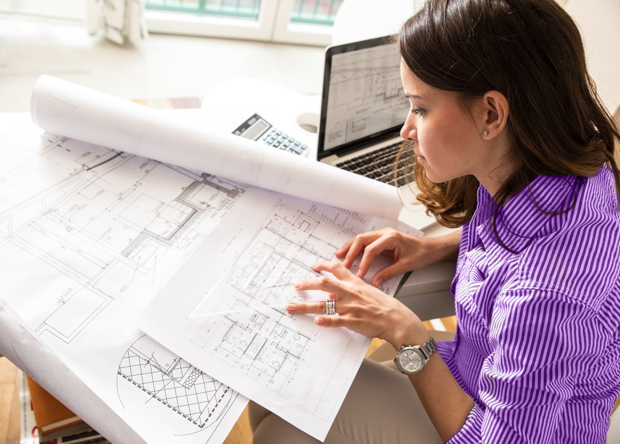 Architectuurstudent gebruikt gespecialiseerde software via het Academic Software Platform Architectuurstudent gebruikt gespecialiseerde software via het Academic Software Platform